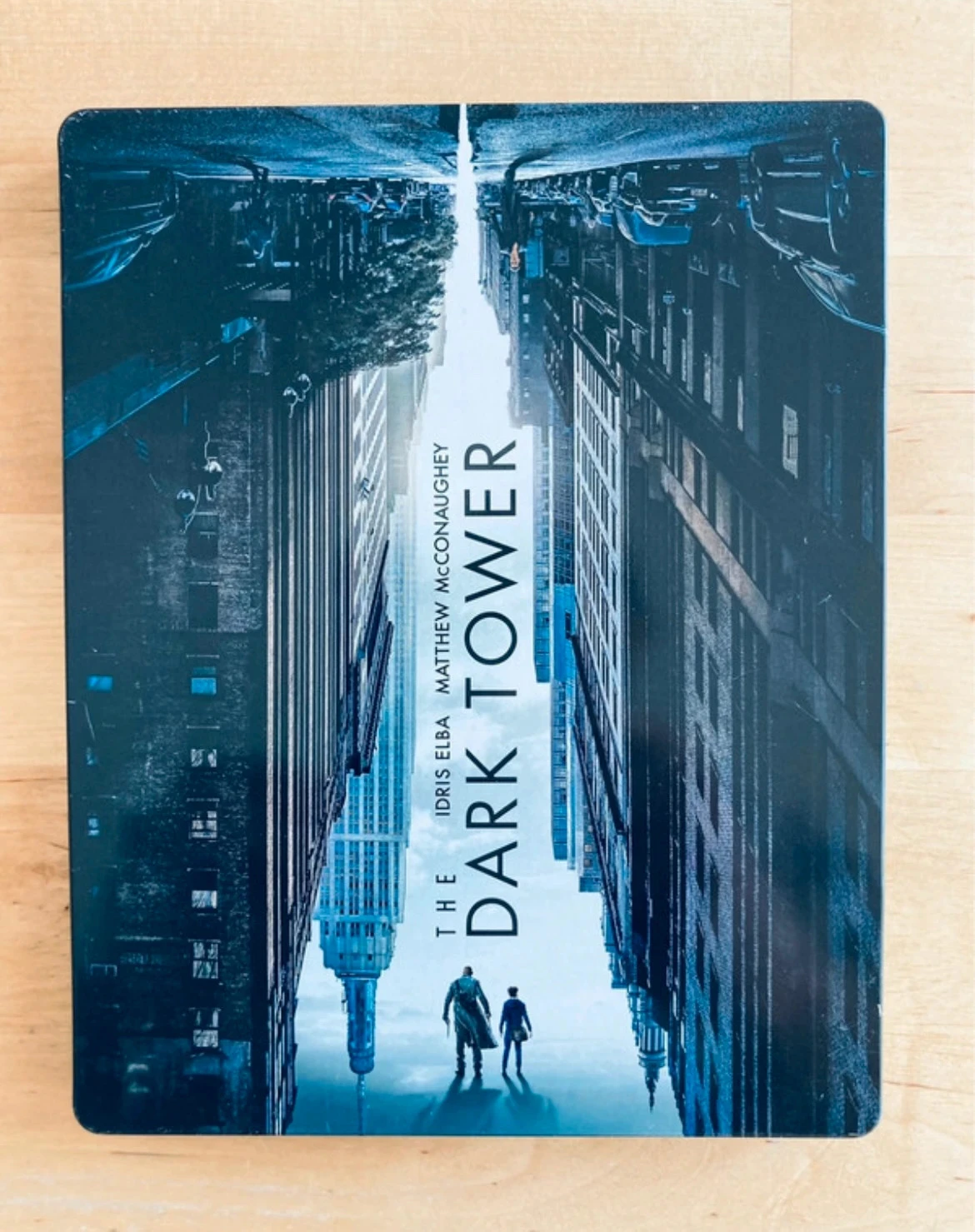 Steelbook Blu-ray La Tour Sombre Stephen King.